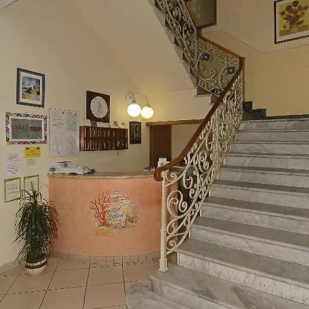 Bahia 3* Виареджо